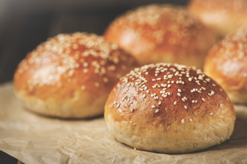 Les Buns pour Burger : moelleux et dorés à souhait de la Maisons Sans à La Compagnie Fermière